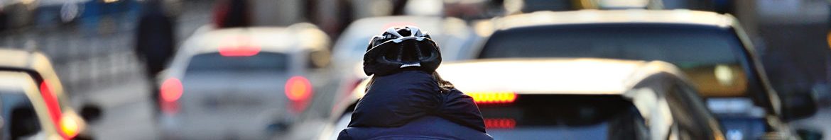 vélo dans la circulation urbaine
