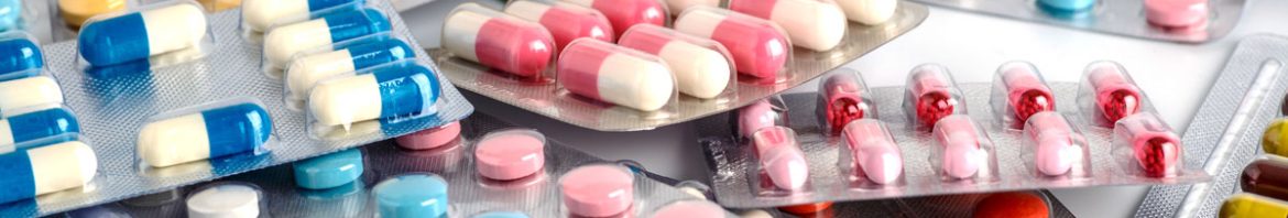 Médicaments de qualité inférieure et falsifiés : l'OMS publie un nouveau guide de formation de formateurs