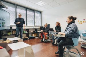 Vue d'une séance de travail à l'EHESP
